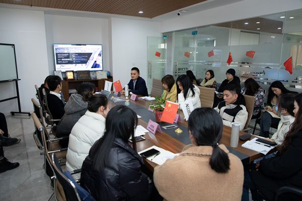 Đào tạo và hội họp