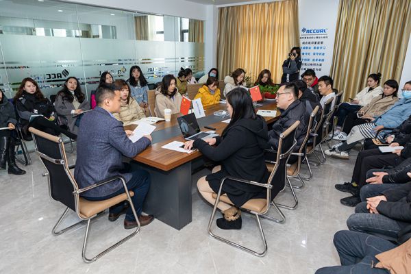 Đào tạo và hội họp