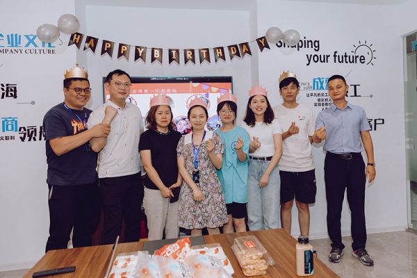 Hoạt động ngoài trờ