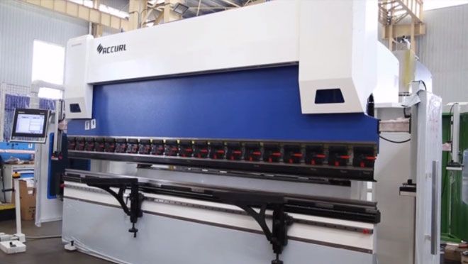 Máy Chấn CNC Với Hệ Thống Delem DA58