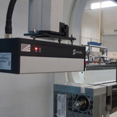 Máy Chấn CNC 6 Trục 3000mm 200T Với Hệ Thống DA66