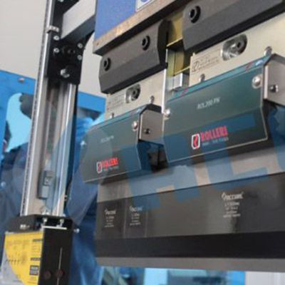Máy Chấn CNC Với Hệ Thống ESA S660W